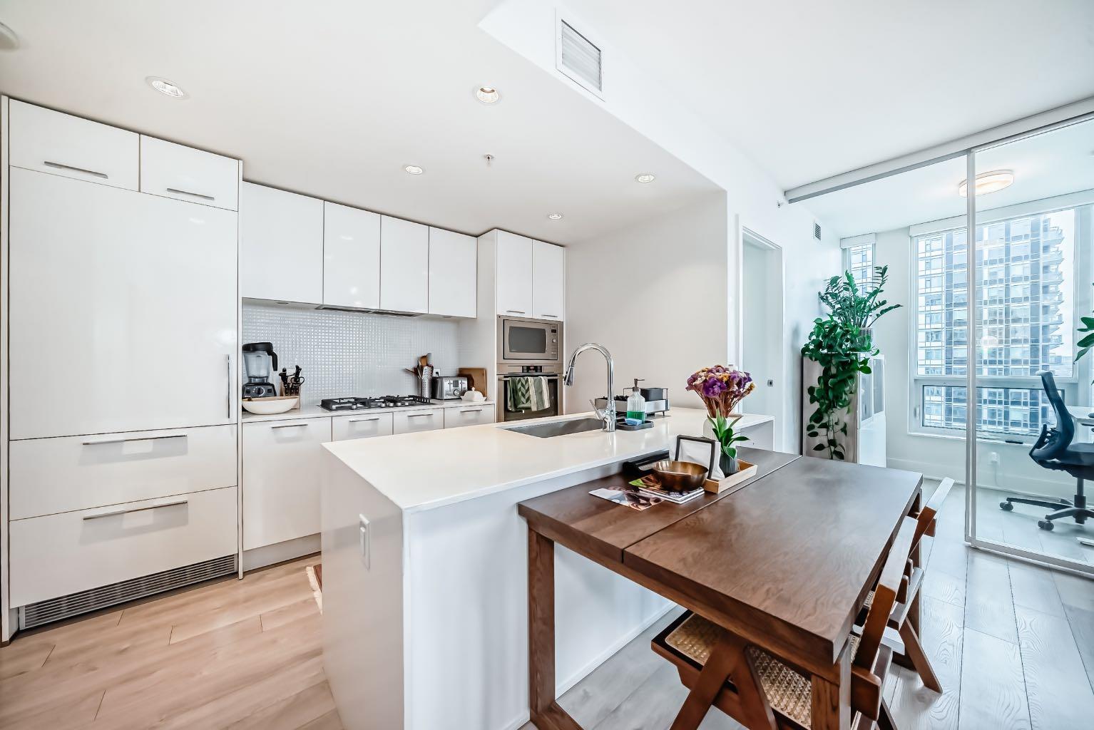 901 10 Avenue SW 2804