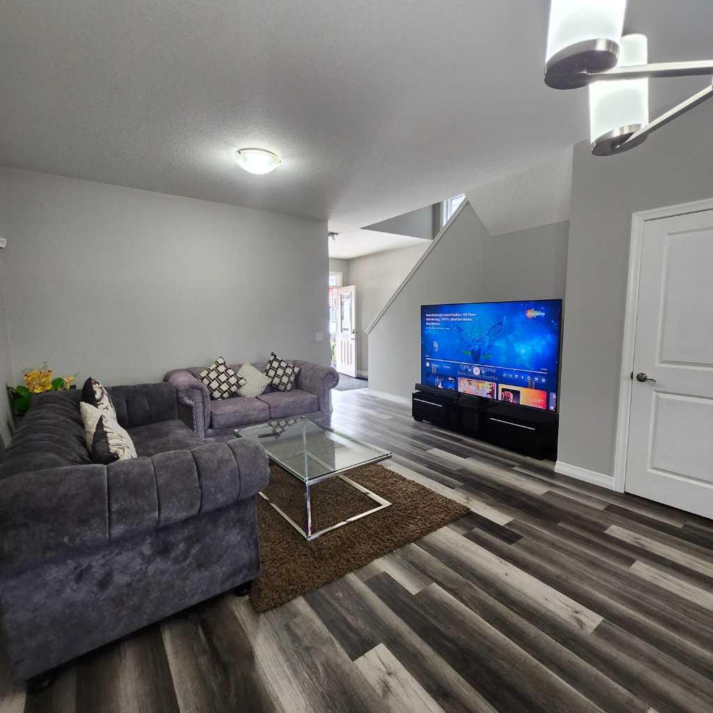 186 Cornerstone Road NE