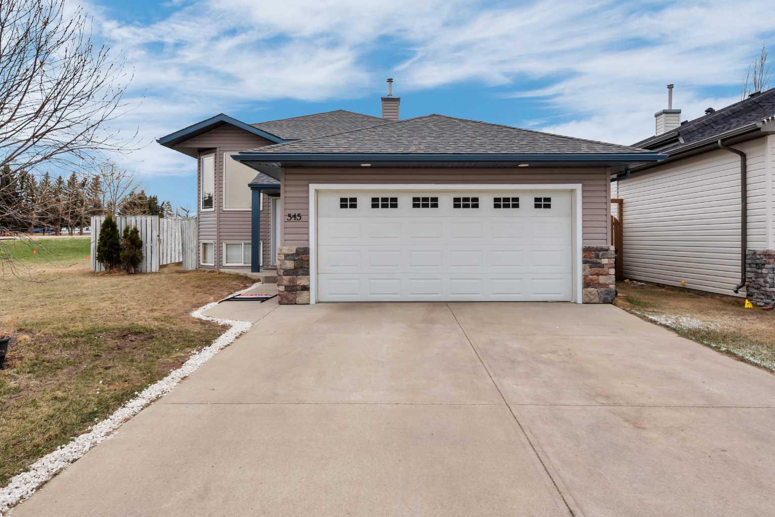 545 Hillview Gate