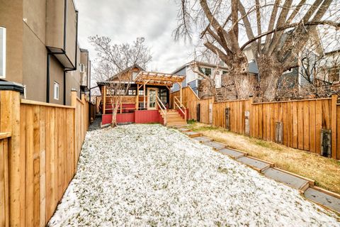 3835 Parkhill Street SW Calgary AB T2S 2Z5