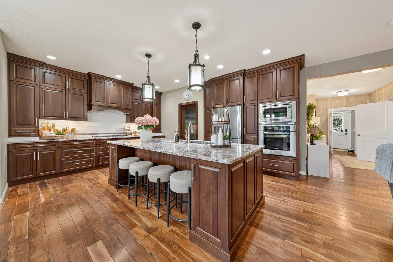 98 Auburn Sound Manor SE