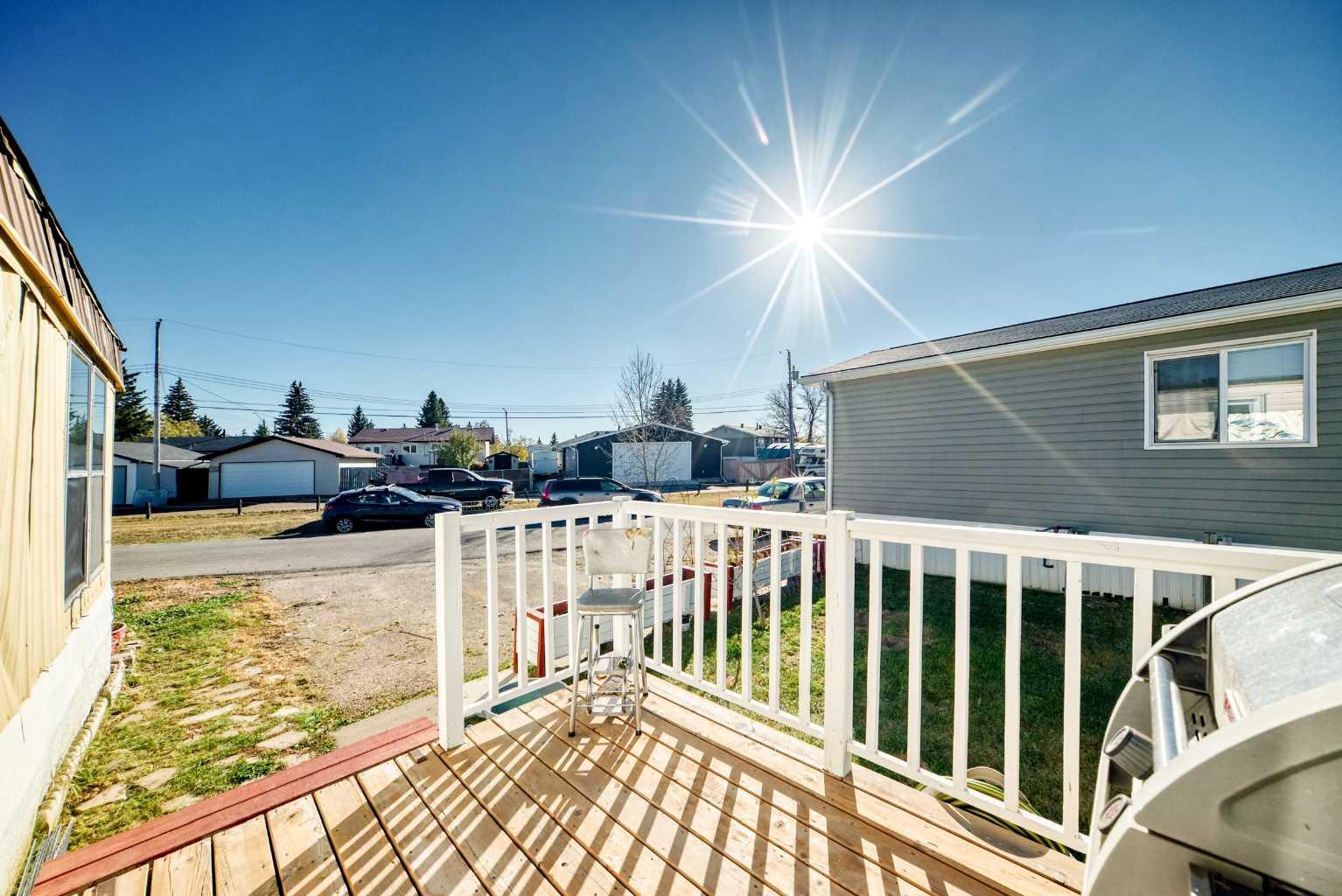 649 Main Street N 11