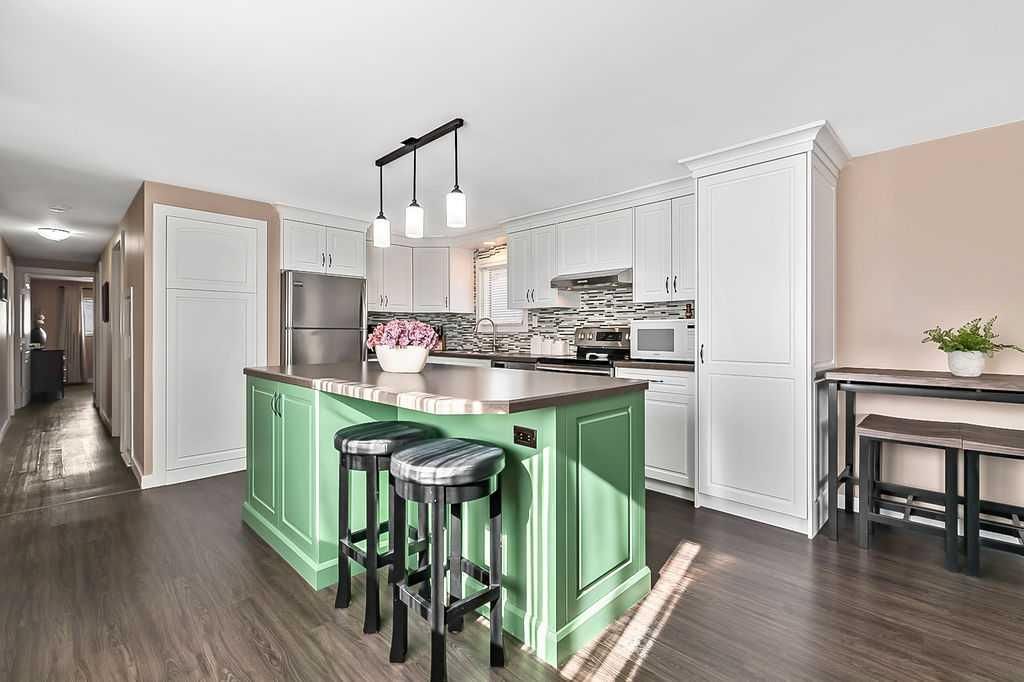 Photo of 830 Bay Road, Strathmore, AB T1P 1E3 (MLS # A2291054)