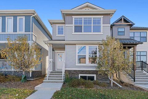 Photo of 129 Hotchkiss Way SE, Calgary, AB T3S 0G2 (MLS # A2263344) Photo of 129 Hotchkiss Way SE, Calgary, AB T3S 0G2 (MLS # A2263344)