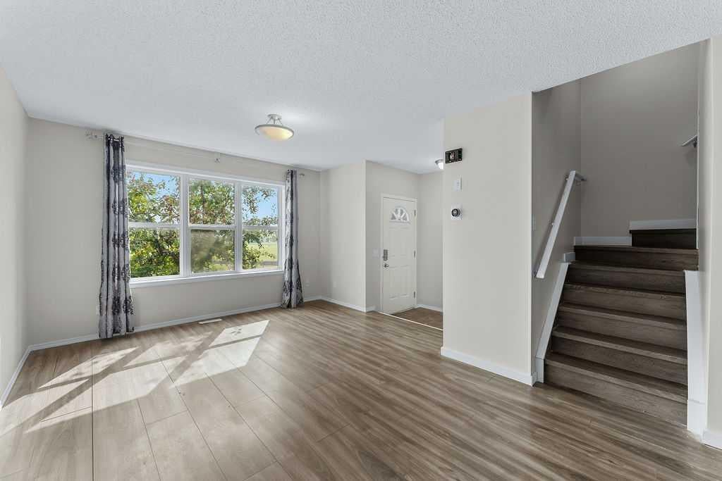 Photo of 605 Prairie Sound Circle NW, High River, AB T1V 2A4 (MLS # A2332716)