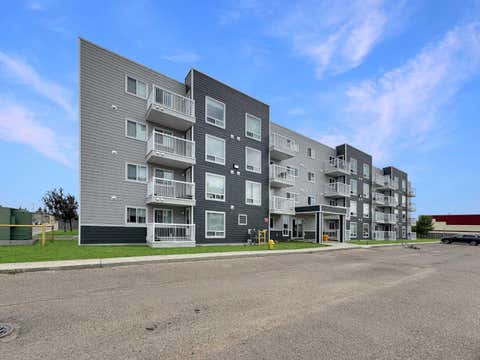 Photo of 5101 18 Street #102B, Lloydminster, AB T9V 2G7 (MLS # A2334709)