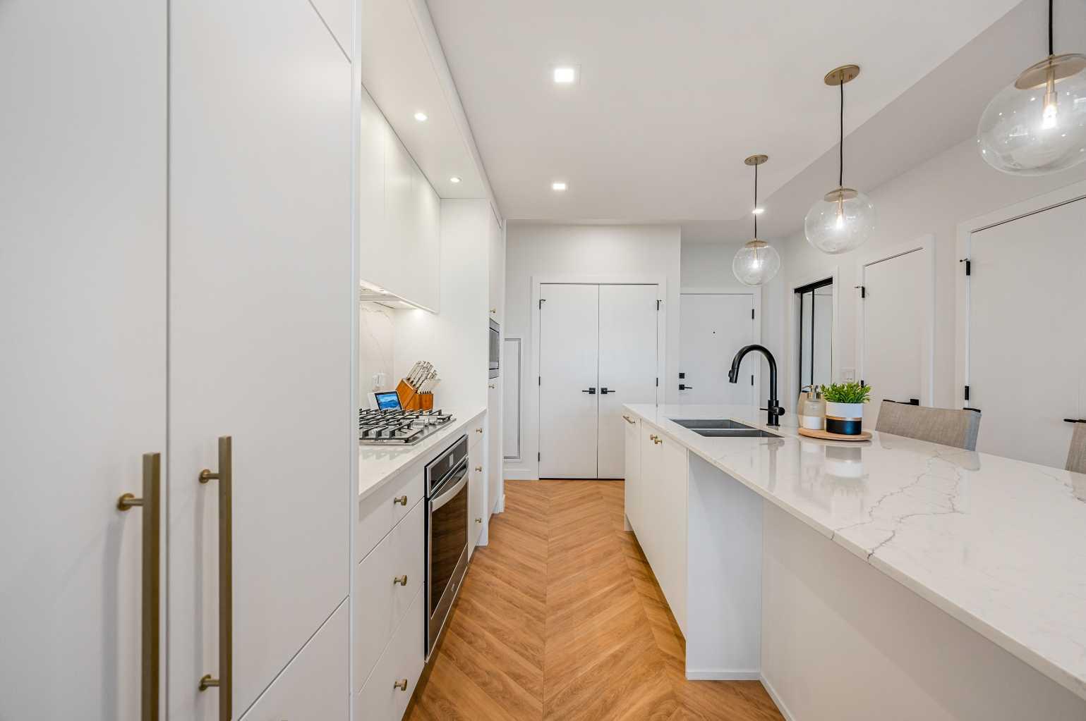 8505 Broadcast Avenue SW 409