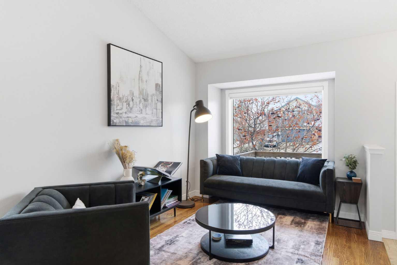 871 Riverbend Drive SE