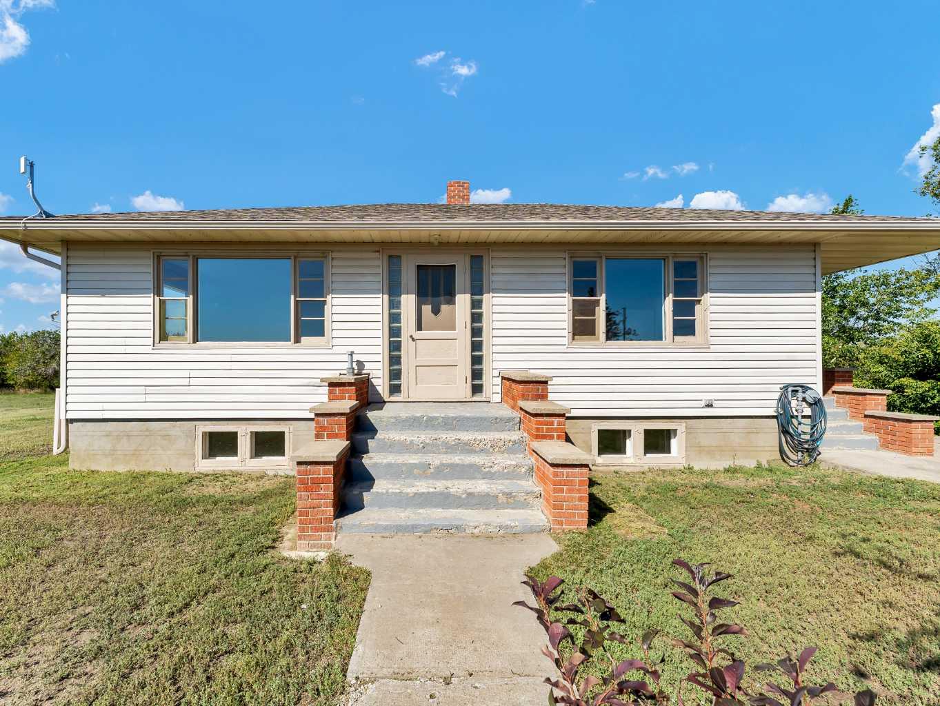 13402 Range Road 75 1