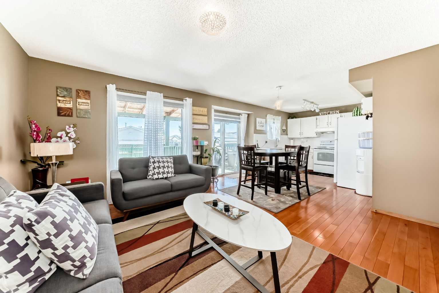 69 Applemont Place SE