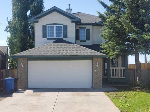 422 BridleCreek Green SW Calgary AB T2Y 3P1