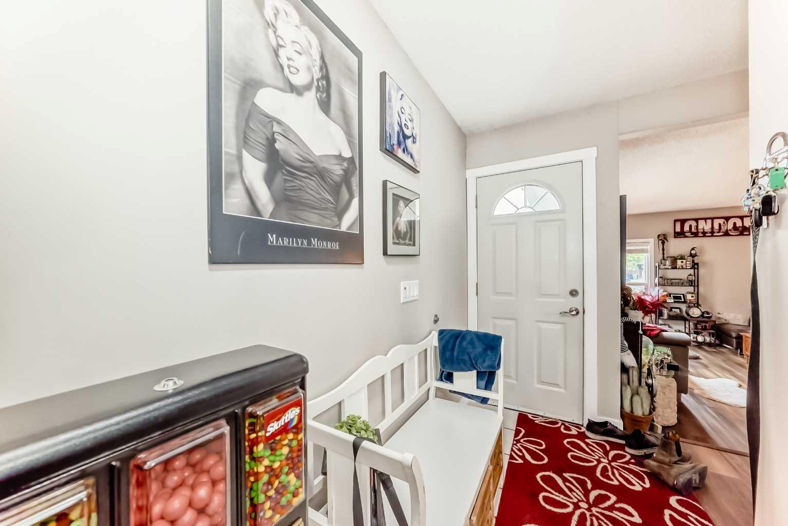 20 Deermont Way SE