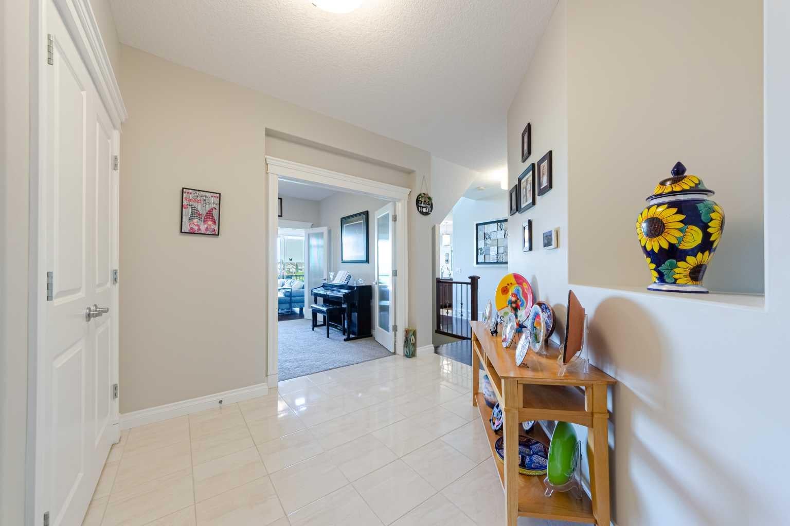 148 Marquis View SE