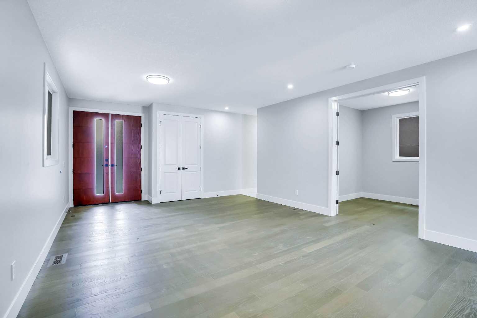 256 Savanna Drive NE