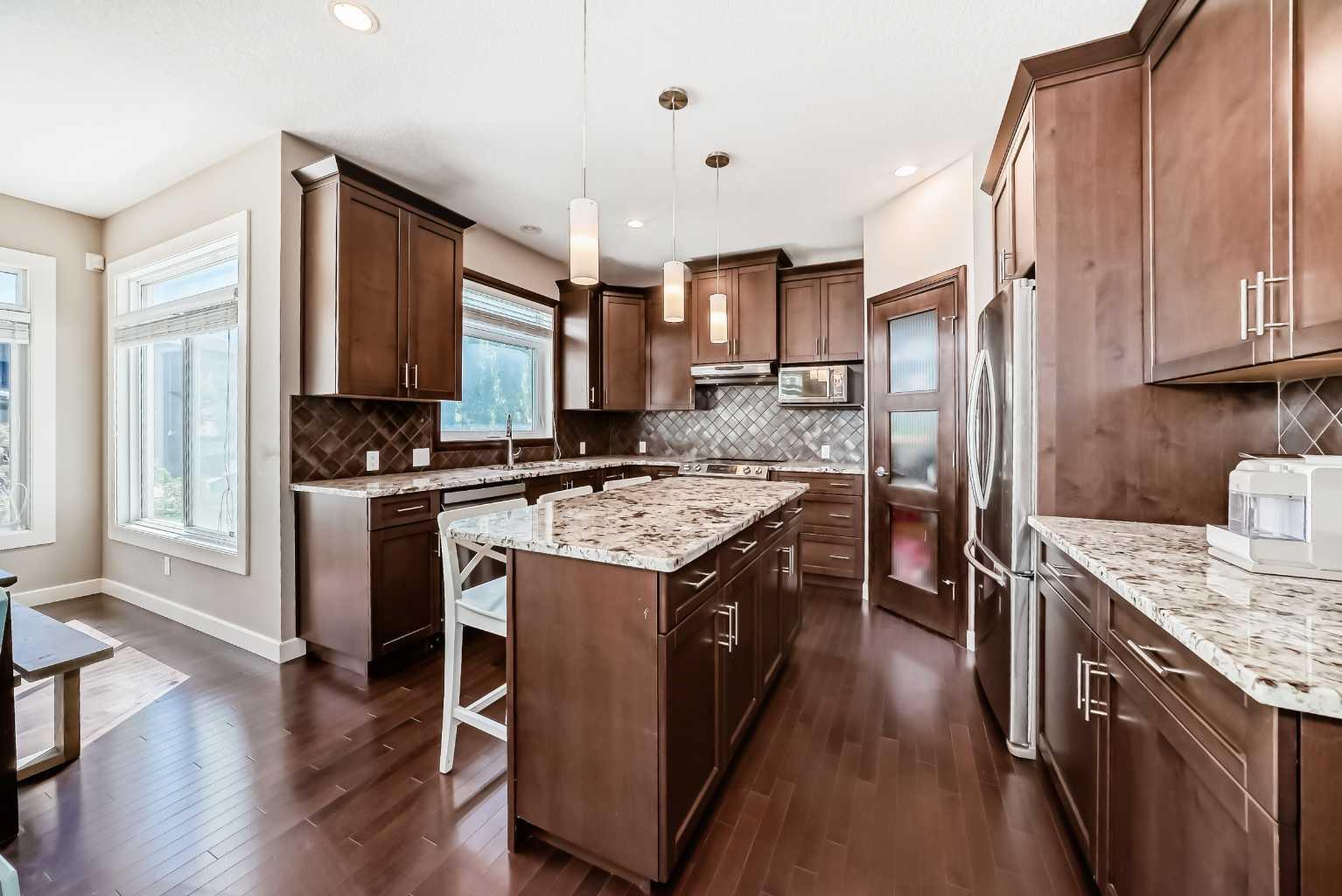 106 Panatella View NW