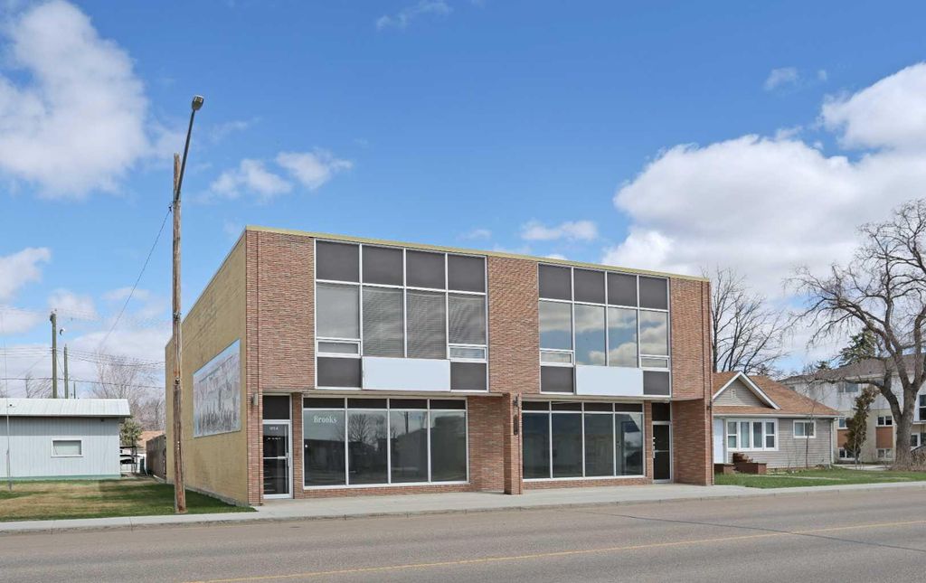 Photo of 120 1 Avenue E, Brooks, AB T1R 0S4 (MLS # A2304980)