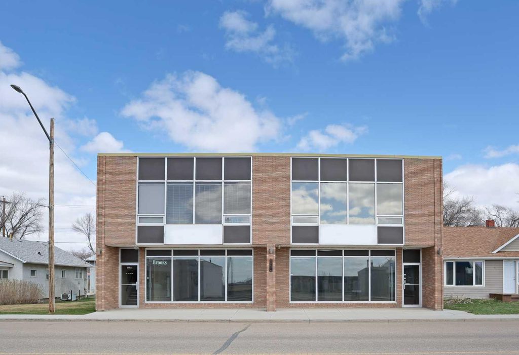 Photo of 120 1 Avenue E, Brooks, AB T1R 0S4 (MLS # A2304980)
