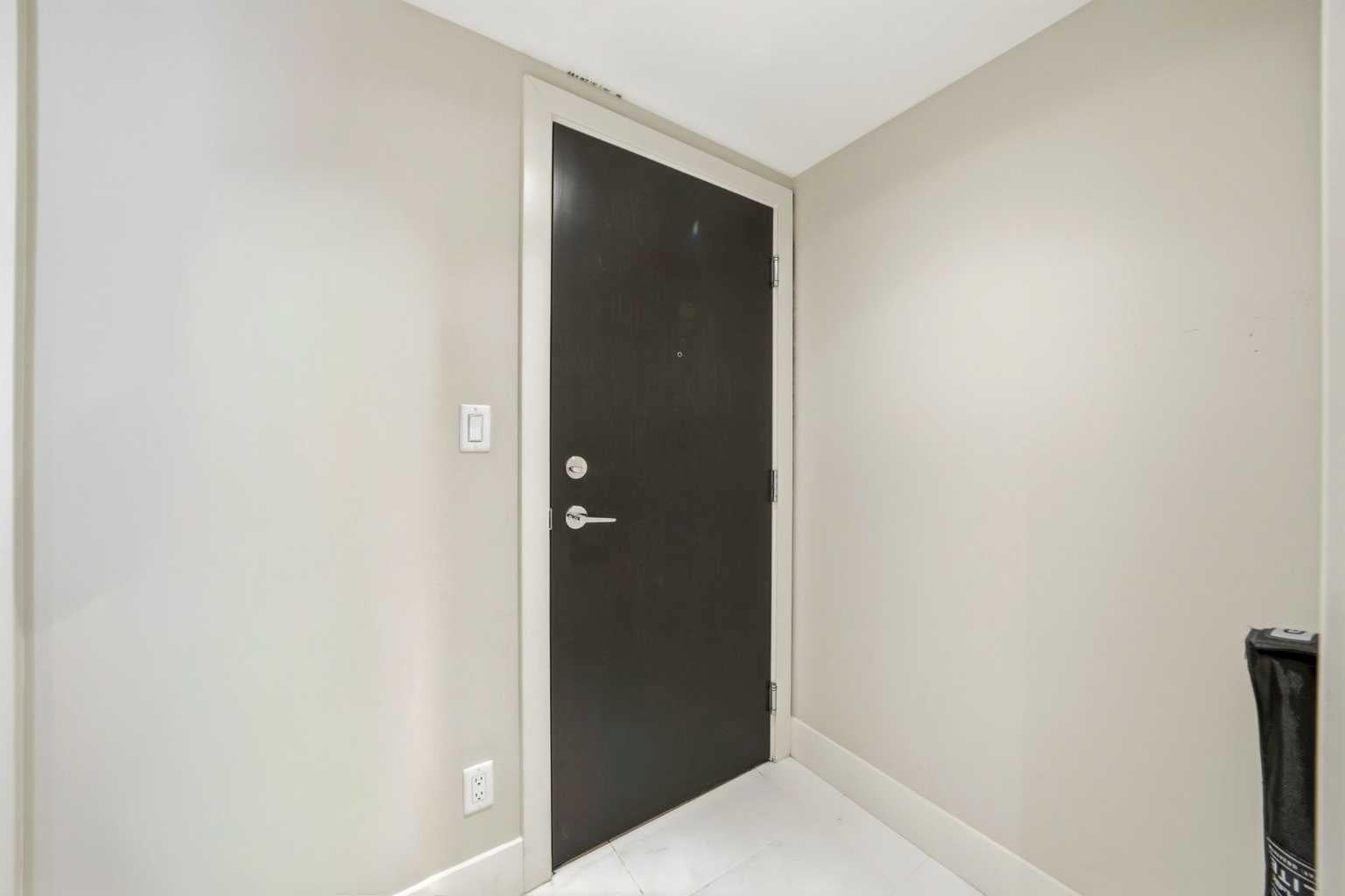 1111 10 Street SW 1602