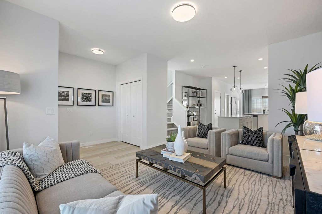 Photo of 9941 Huxbury Drive NE, Calgary, AB T2A 8C3 (MLS # A2332090)