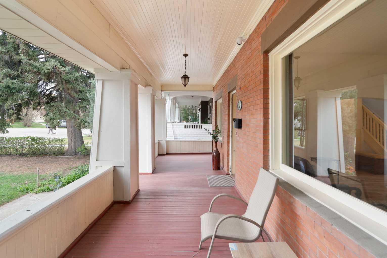 342 Superior Avenue SW