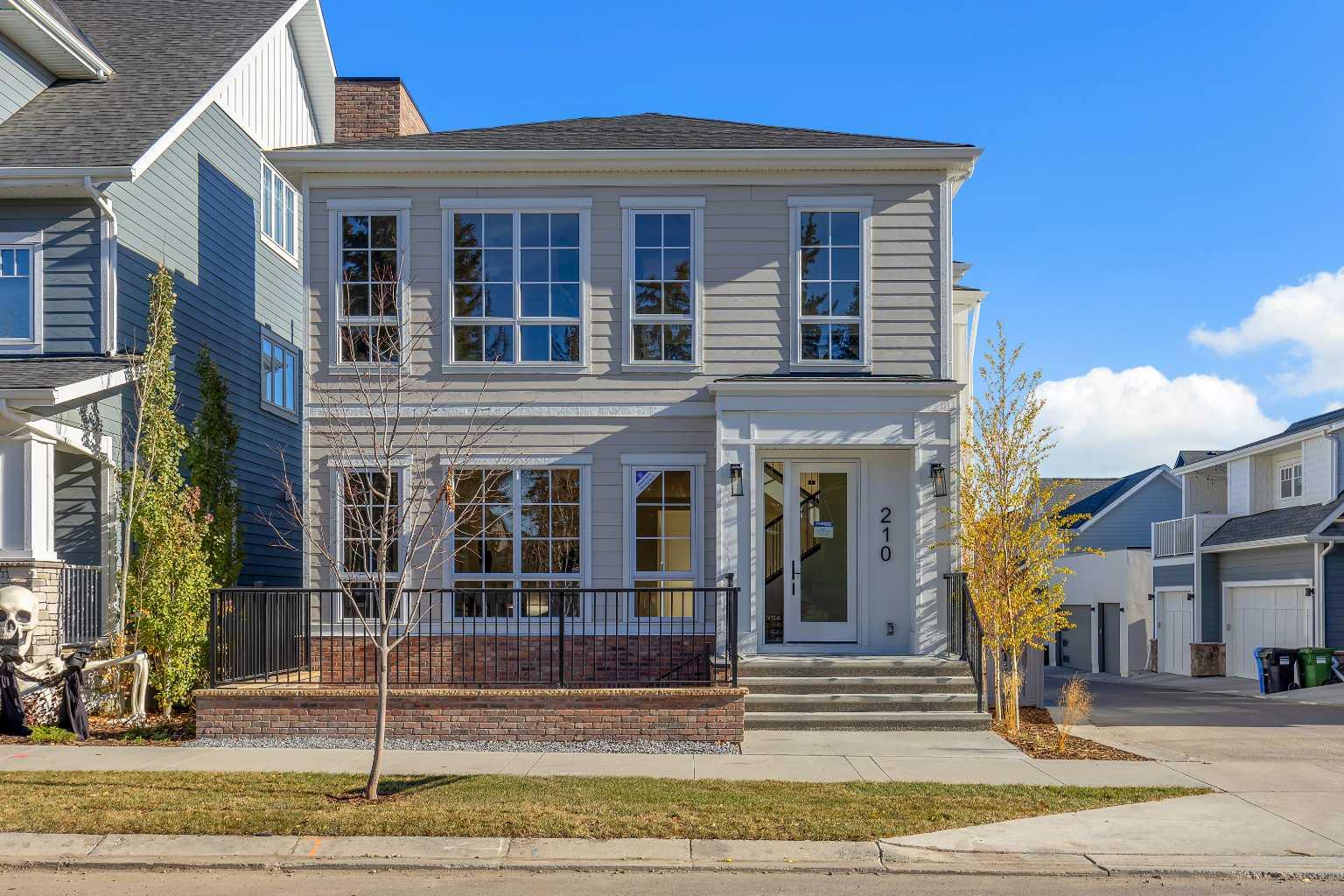 210 Alexandria Green SW