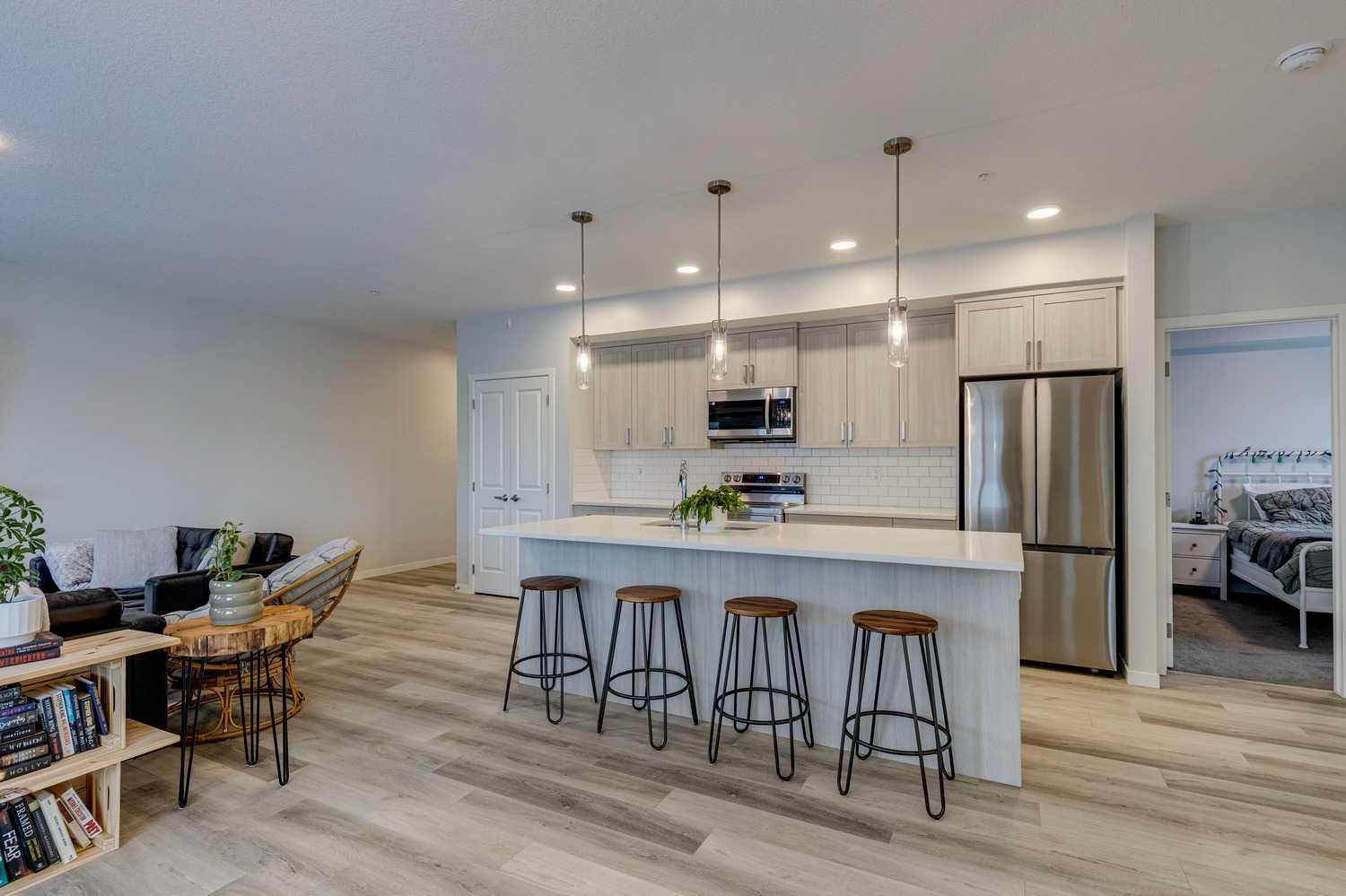 33 Carringham Gate NW 3204