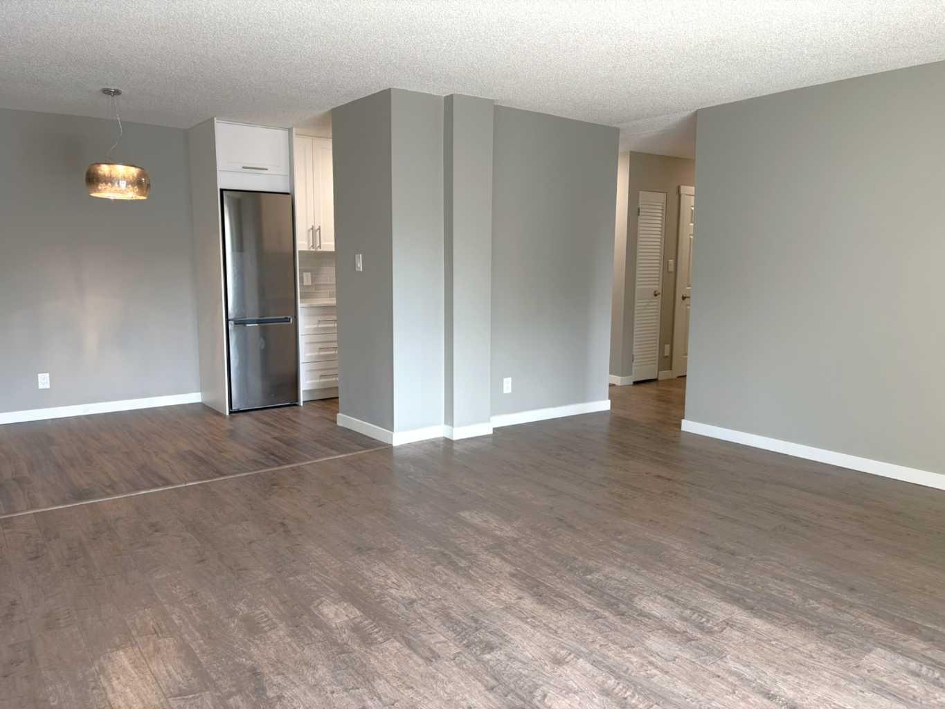 635 56 Avenue SW 302