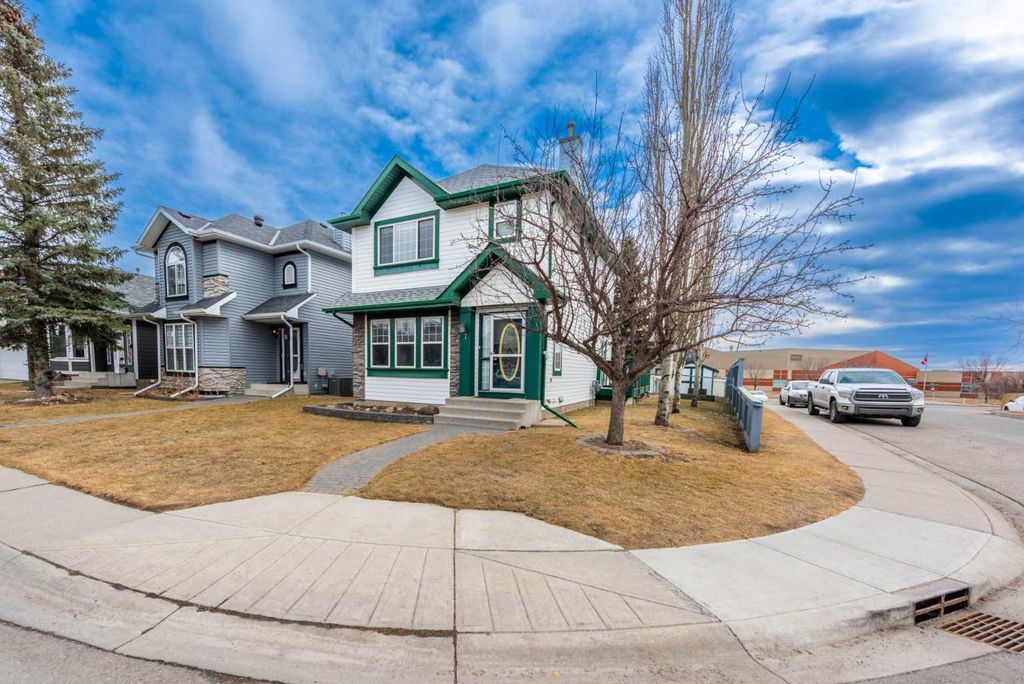 Photo of 7 Covewood Park NE, Calgary, AB T3K 4T1 (MLS # A2284449)