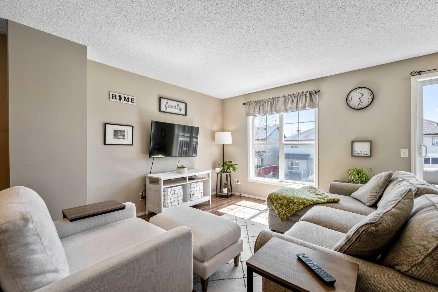 43 Toscana Gardens NW