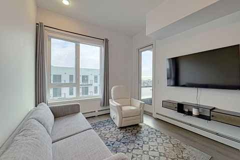 3932 University Avenue NW 630 Calgary AB T3B 6P6