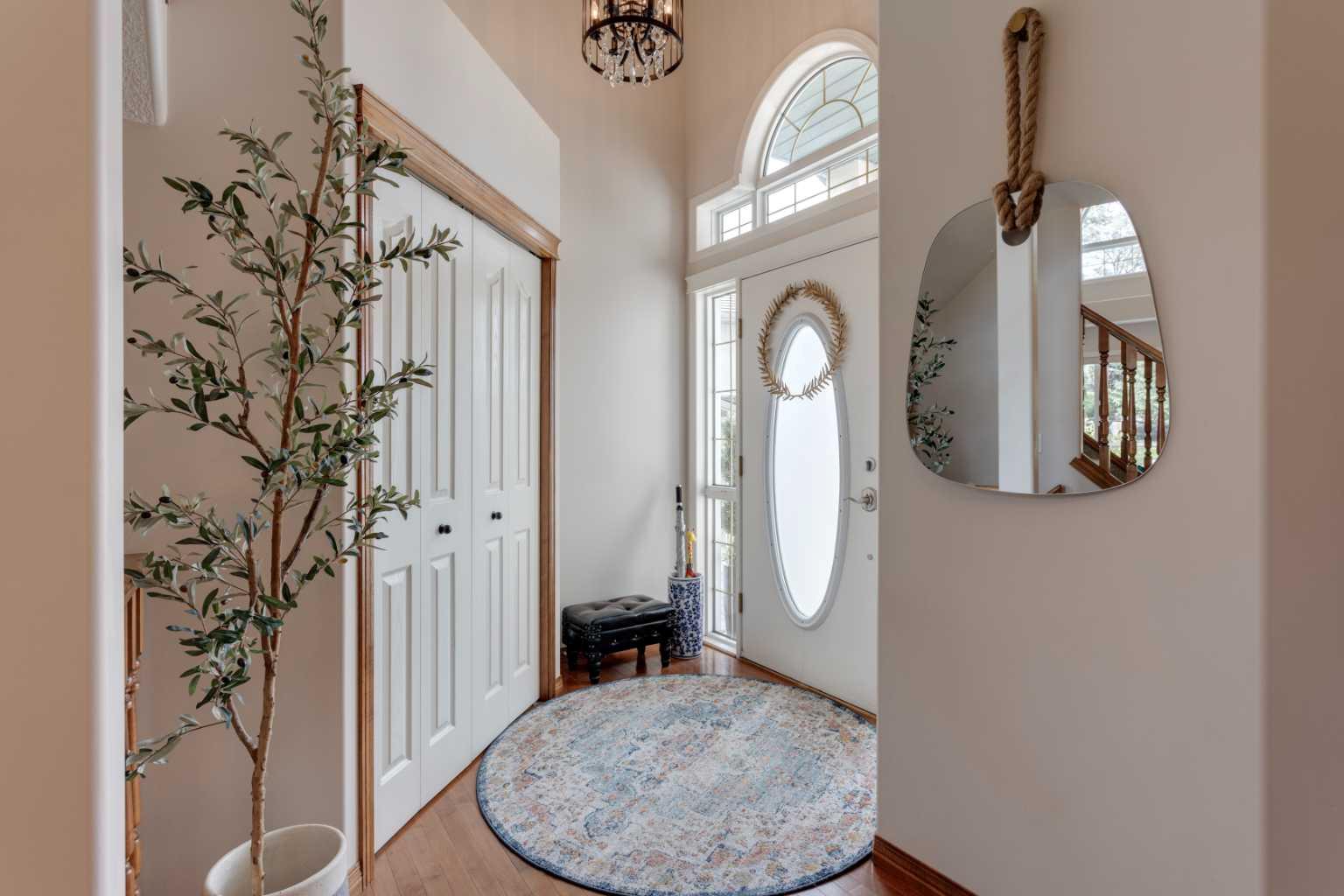 450 Sienna Heights Hill SW