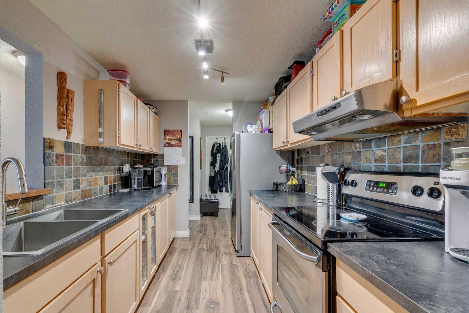 220 13 Avenue SW 403