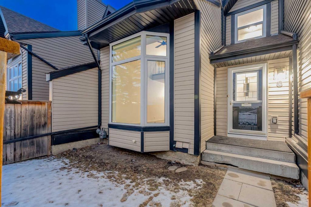 Photo of 12625 24 Street SW #22, Calgary, AB T2W 4B1 (MLS # A2282385)