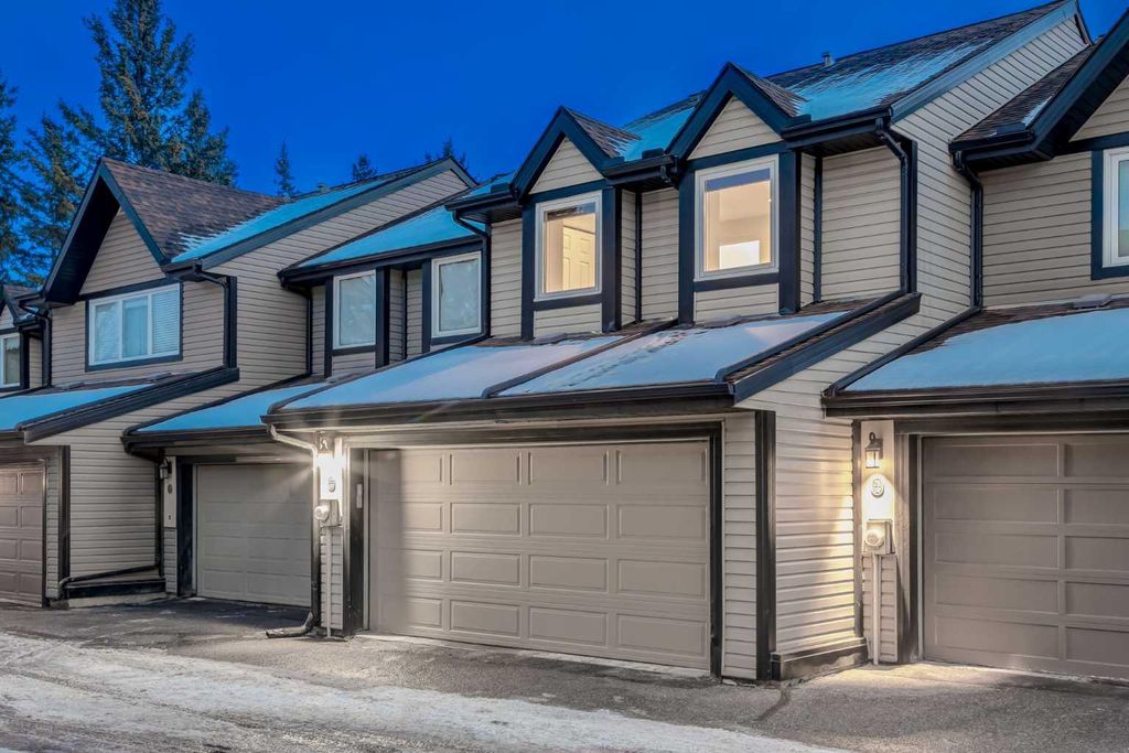 Photo of 12625 24 Street SW #22, Calgary, AB T2W 4B1 (MLS # A2282385)