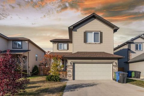 Photo of 393 Windermere Drive, Chestermere, AB T1X 0C6 (MLS # A2300004)