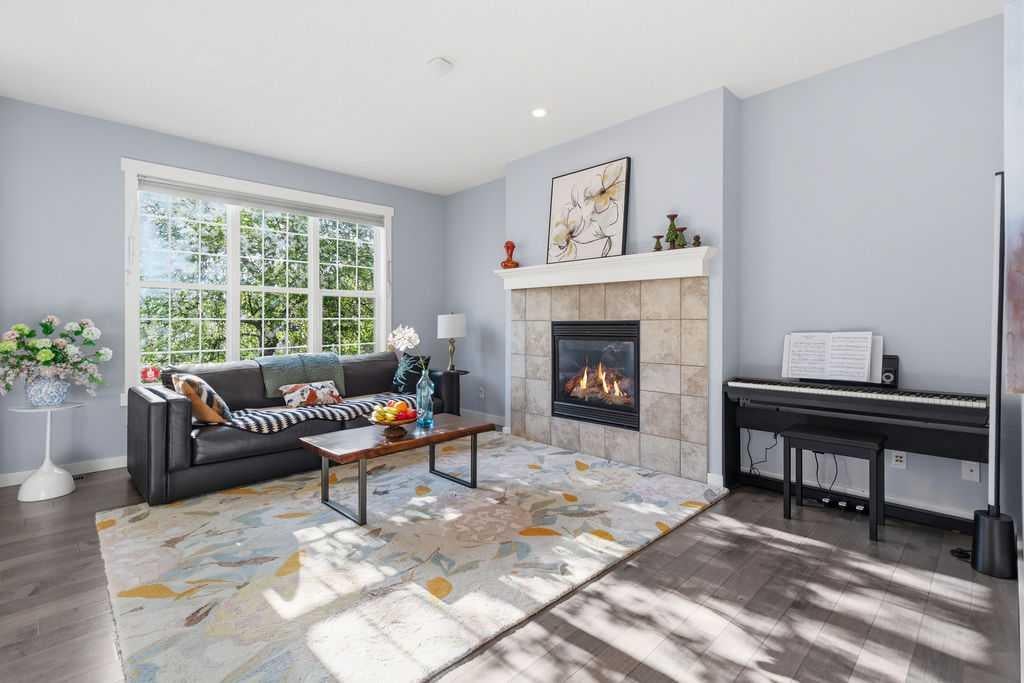 122 Ypres Green SW