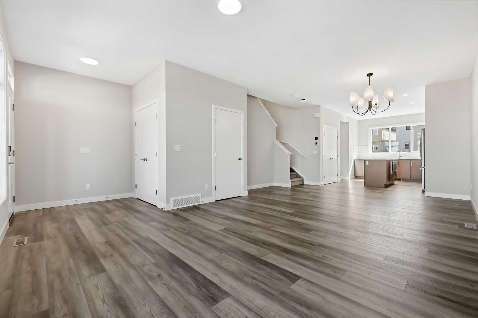 7067 Rangeview Avenue SE