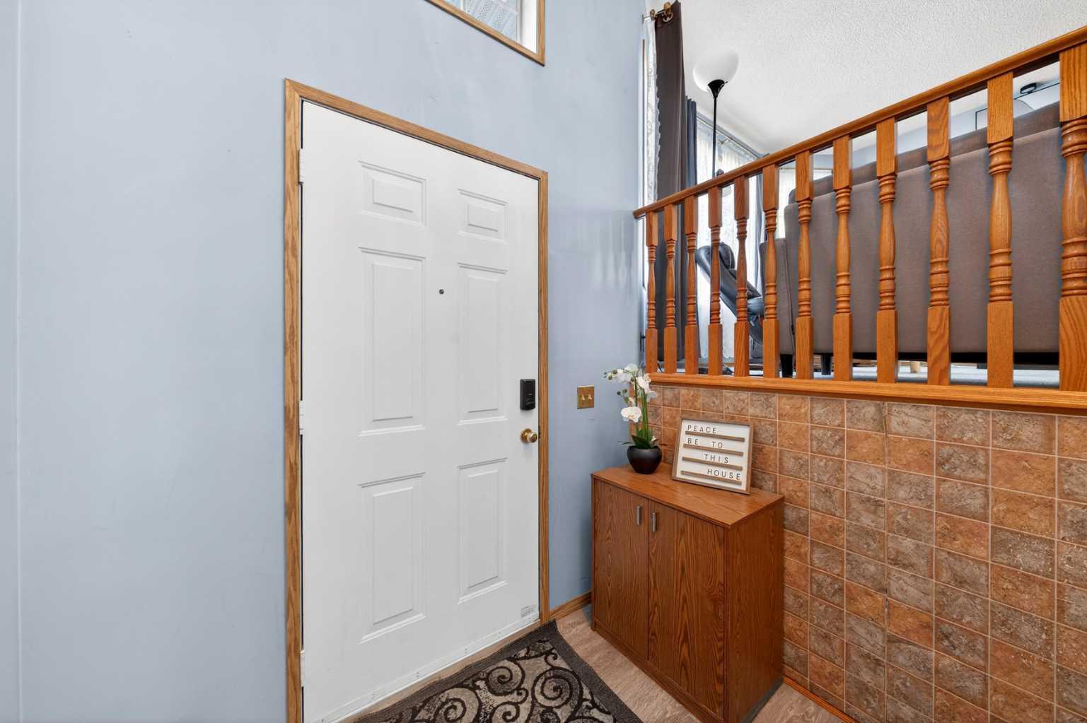 31 Martinridge Grove NE