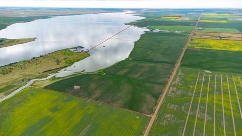 26-18-22-W4 Hwy 842 Milo AB T2P 3P8