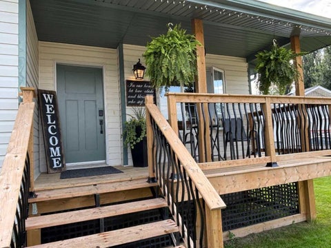 Photo of 26 Olson Crescent Cres, Whitecourt, AB T7S 1T9 (MLS # A2332245)