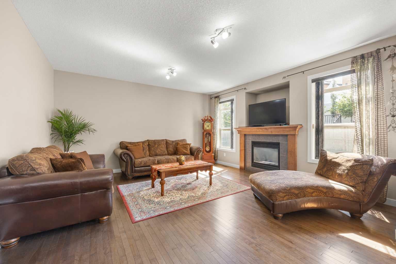 162 Sherwood Hill NW