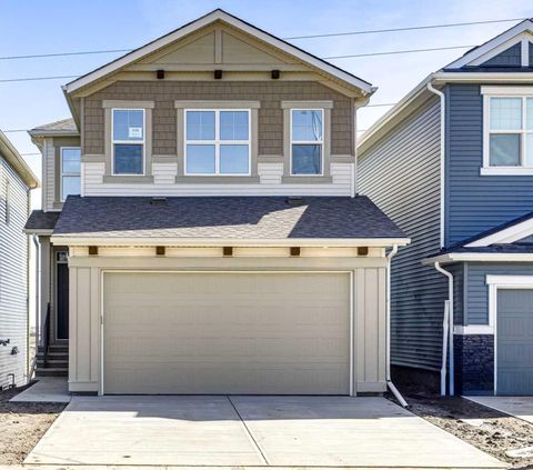 338 Hotchkiss Manor SE Calgary AB T3S 0J9