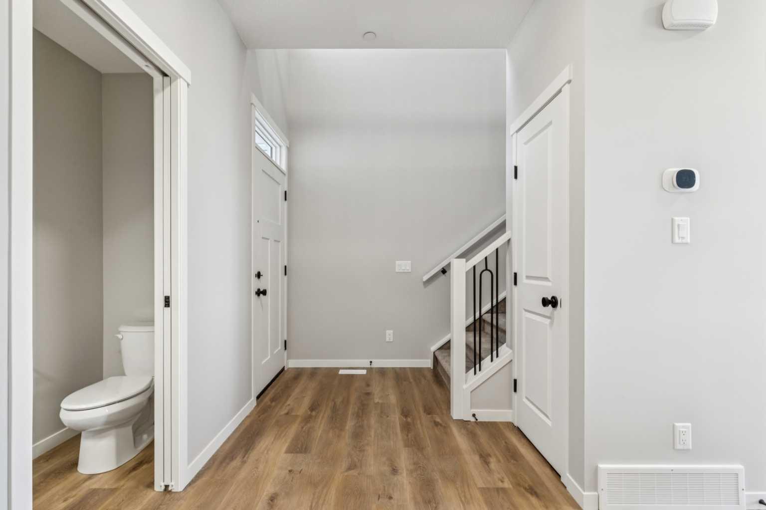 338 Hotchkiss Manor SE