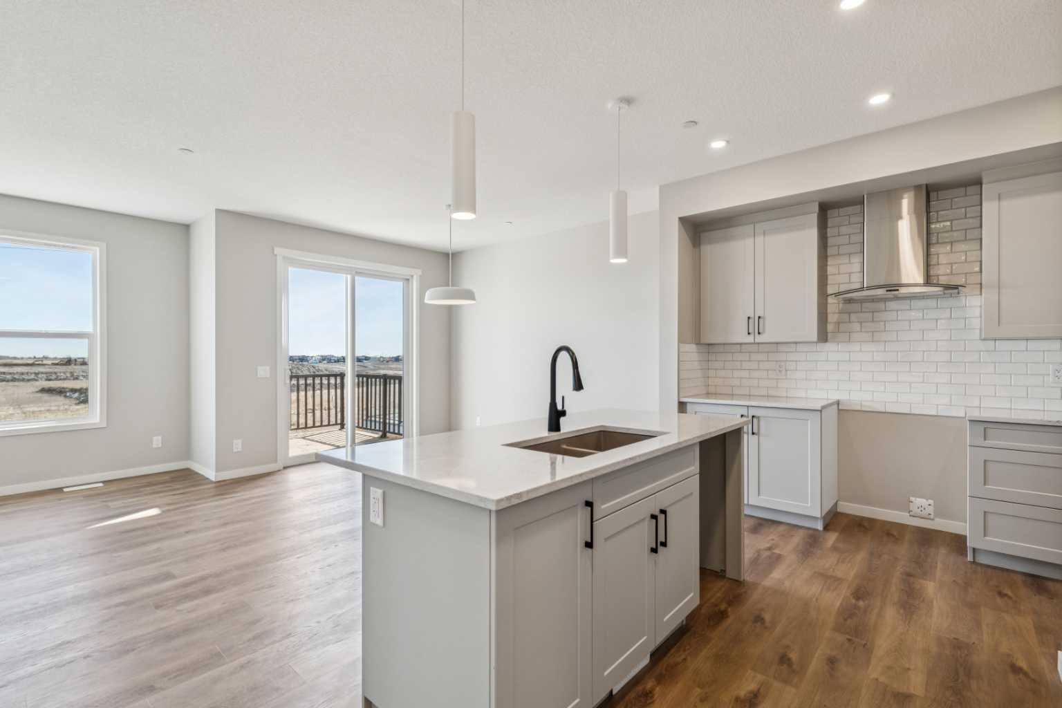 338 Hotchkiss Manor SE