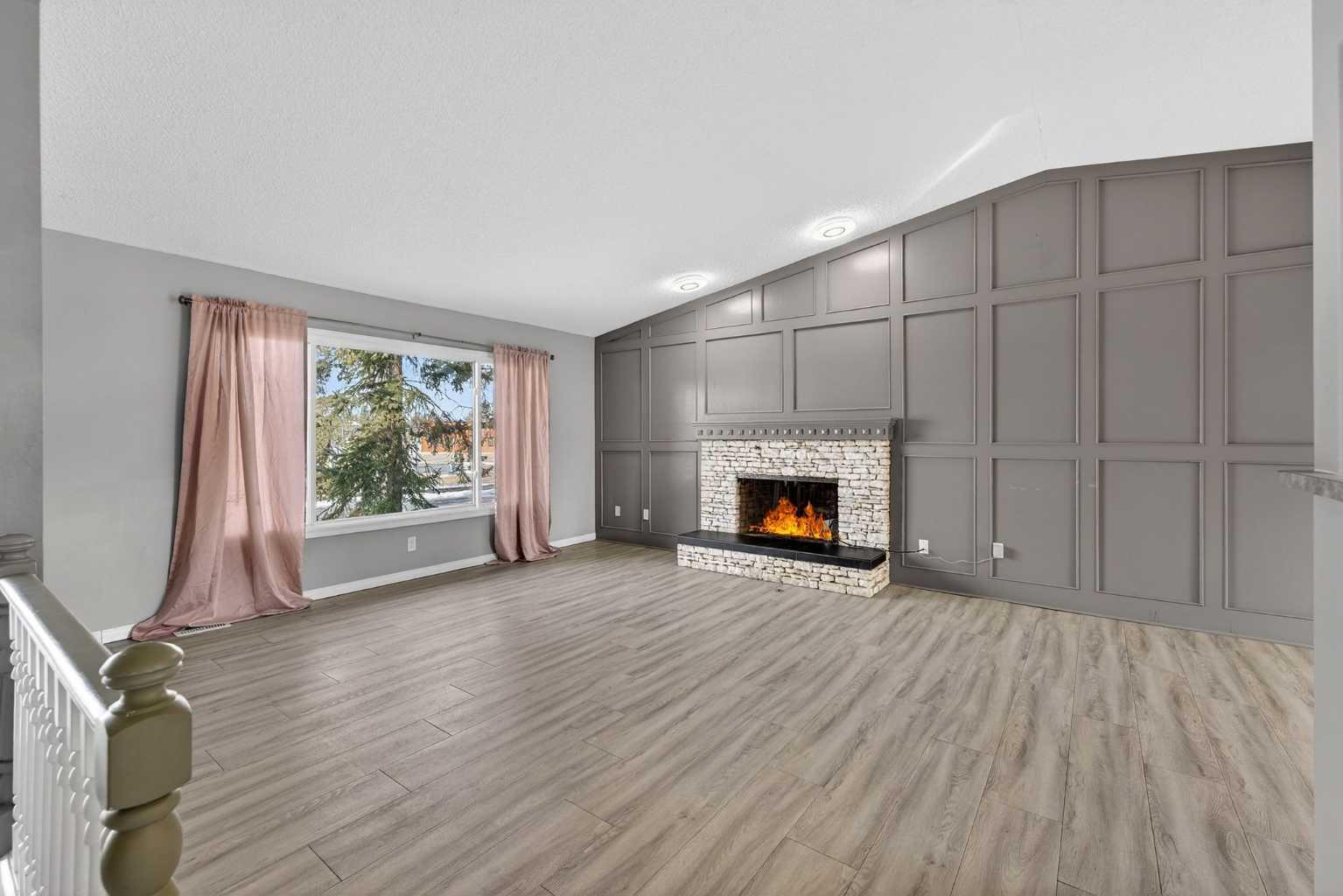 6507 Temple Drive NE