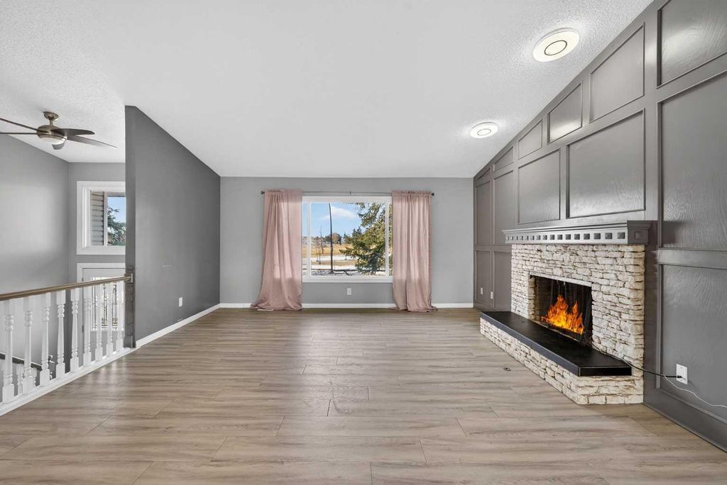 Photo of 6507 Temple Drive NE, Calgary, AB T1Y 4R4 (MLS # A2283212)