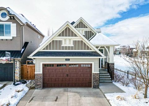 102 Coopersfield Way SW Airdrie AB T4B 3Y5