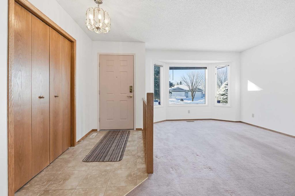 Photo of 12 Arbour Cliff Close NW, Calgary, AB T3G 3W8 (MLS # A2276284)