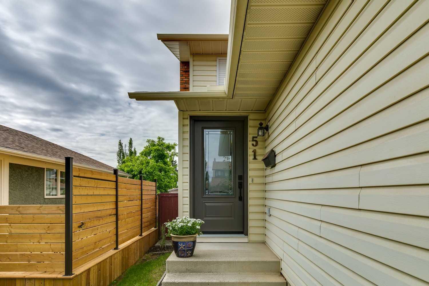 51 Woodbrook Green SW