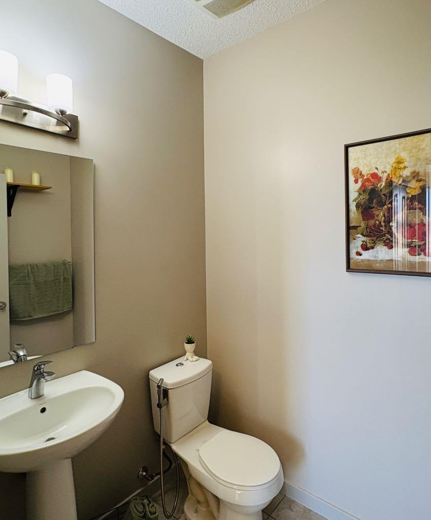 66 Evanscrest Terrace NW